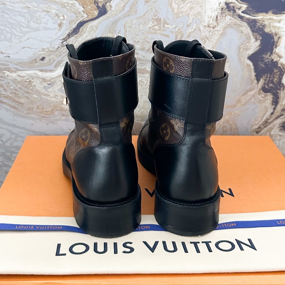 Louis Vuitton Monogram Wonderland Twist Flat Ranger Combat Boots - Picture 6 of 11